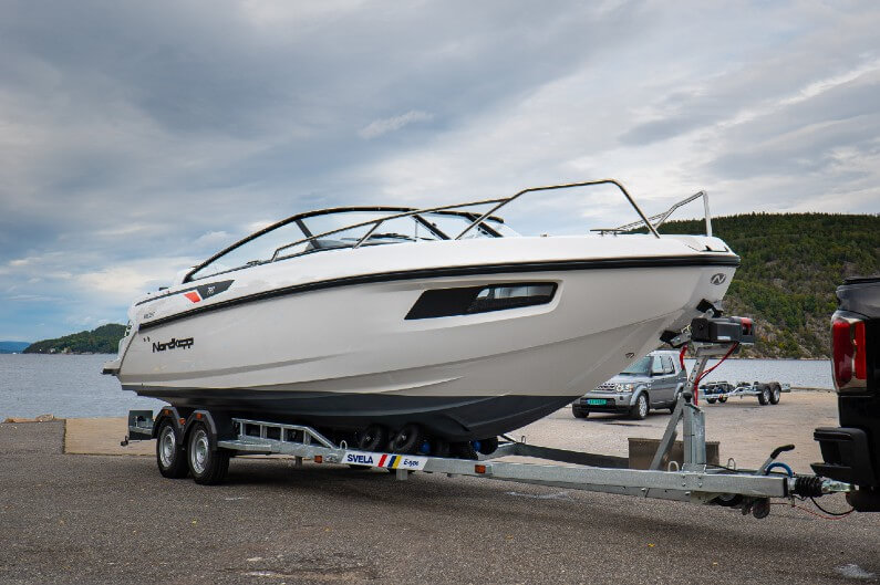Svela B27XLE er en båthenger