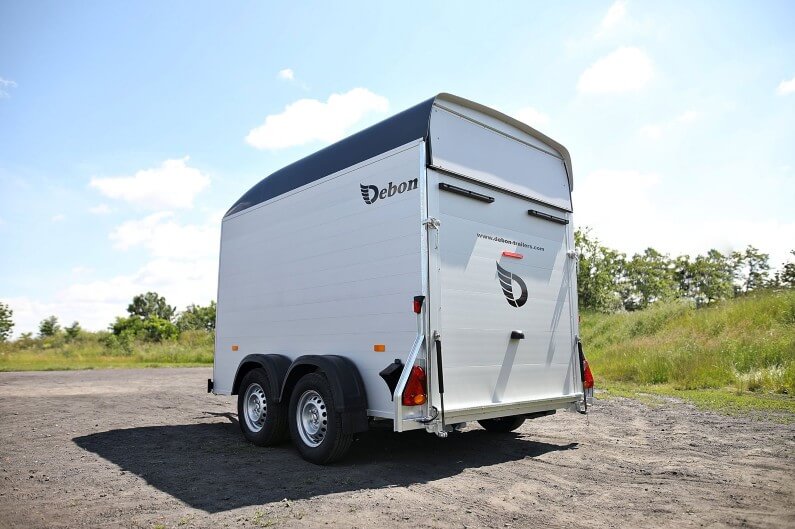 Tillhengernor Debon Roadster 500 B