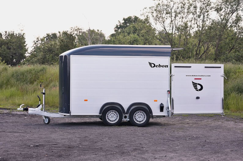 Tillhengernor Debon Roadster 500 H