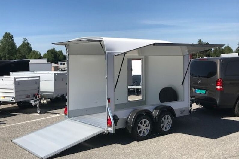 Tillhengernor Debon Roadster 500 R