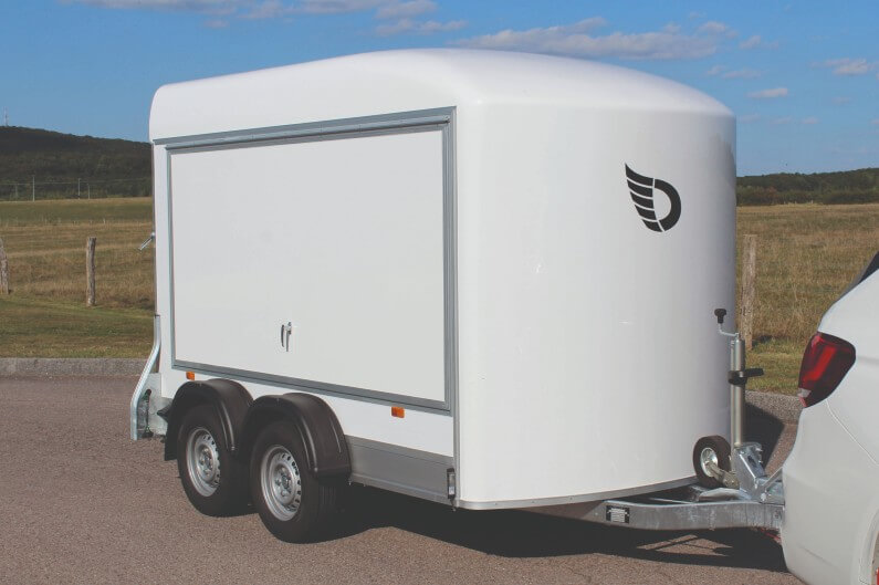 Tillhengernor Debon Roadster 500 U