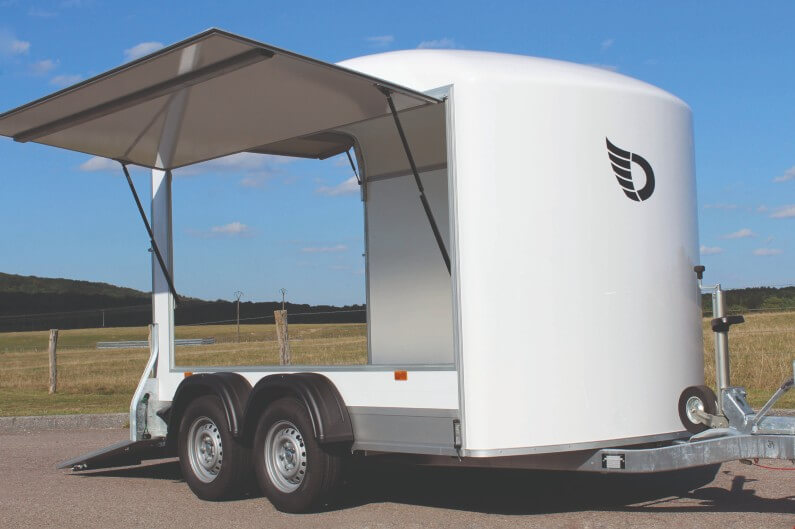 Tillhengernor Debon Roadster 500 V