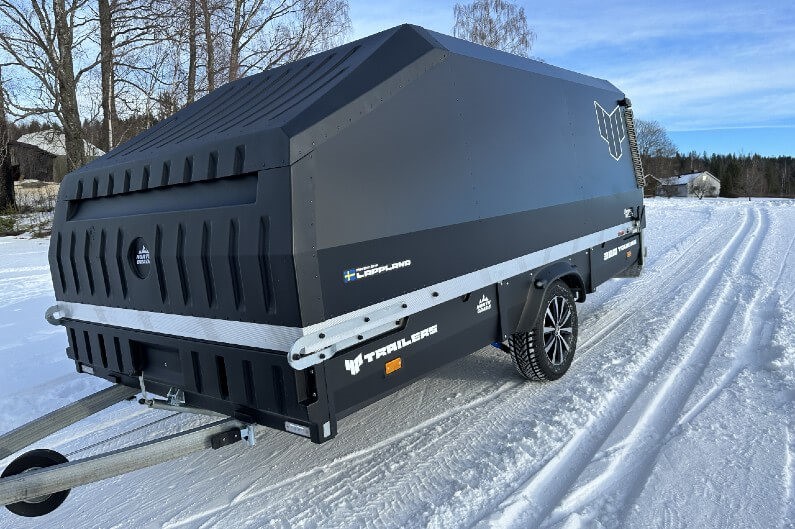 4P Touring er en snøscooter-tilhenger