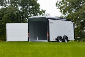 Debon Roadster 900 er en stor skaphenger