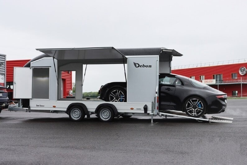 Debon Roadster 1000 lukket biltransporter