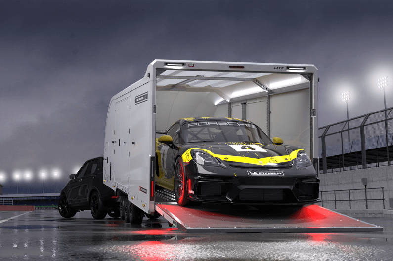 Brian James Race Transporter 7 er en biltransporter