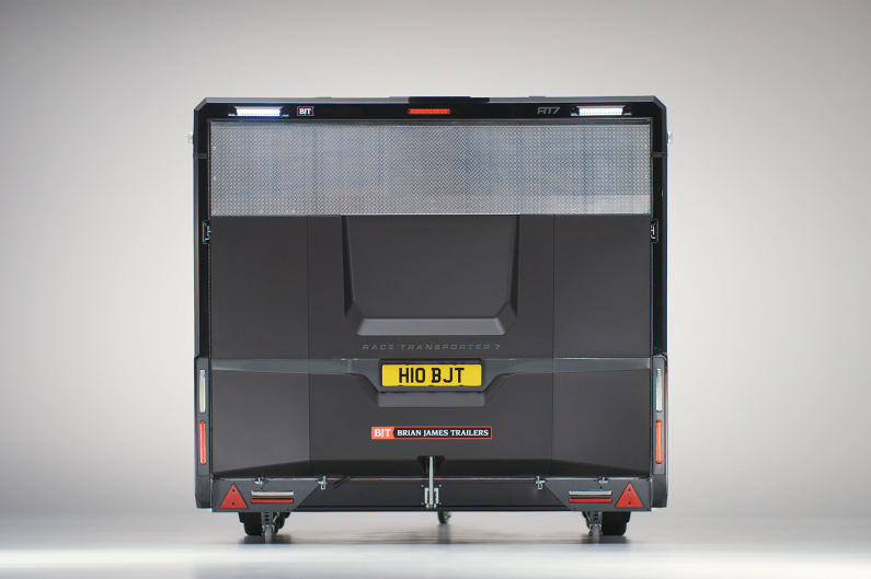 Brian James Race Transporter 7 er en biltilhenger