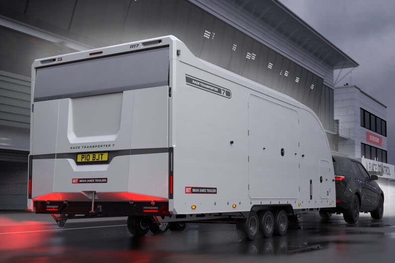 Brian James Race Transporter 7 er en lukket biltransporter