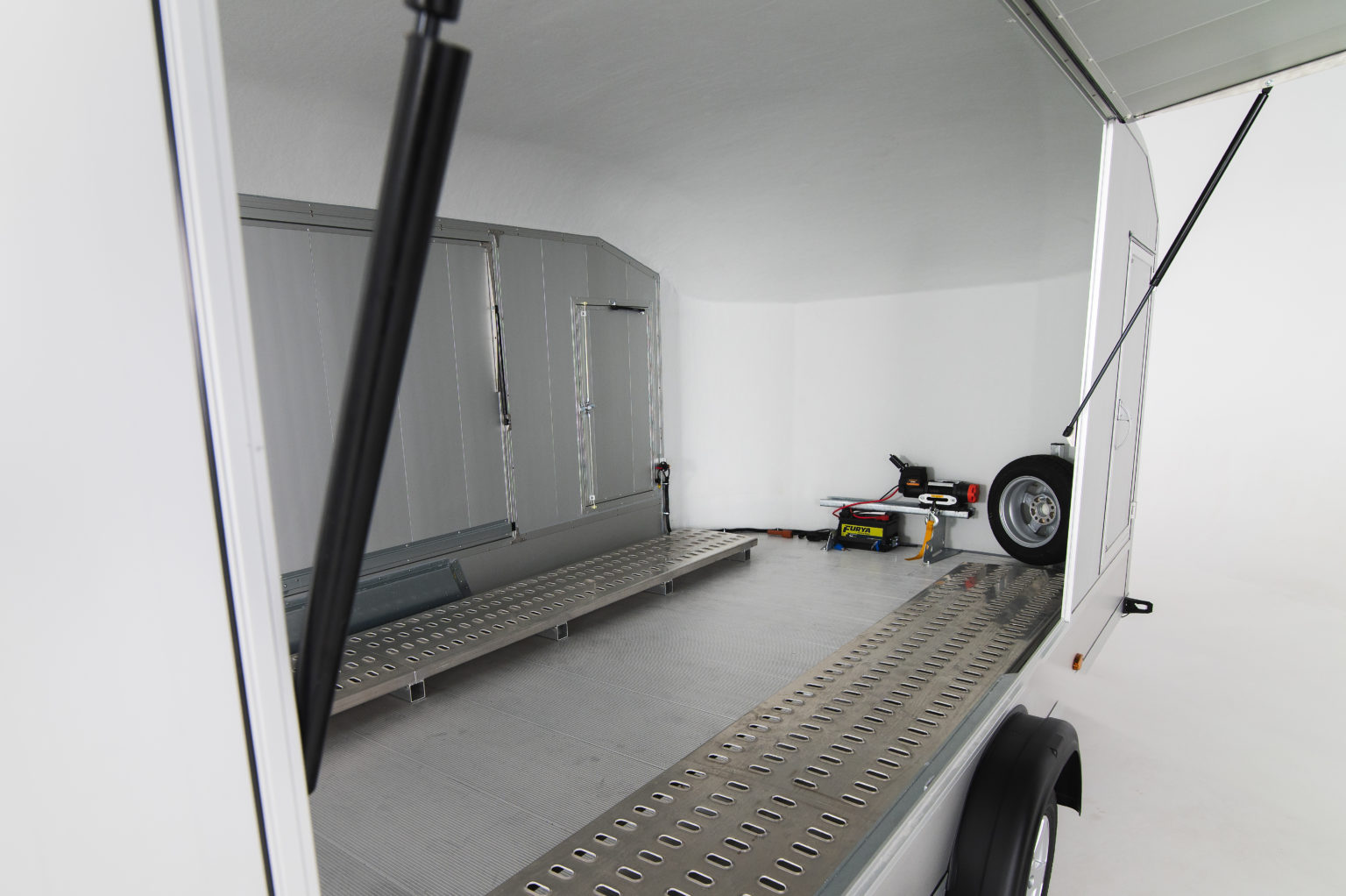 Innside Debon Roadster 2000 bilfrakter